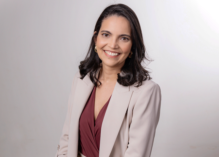 Dra Júlia Cabral Médica Gastroenterologia Salvador